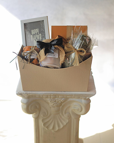 Teacher's Day Delight Hamper