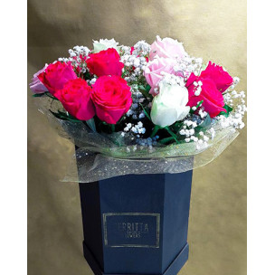 Red and White Rose Bouquet Box