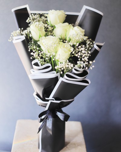 Luxury Flower Bouquet Boxes and Gifts