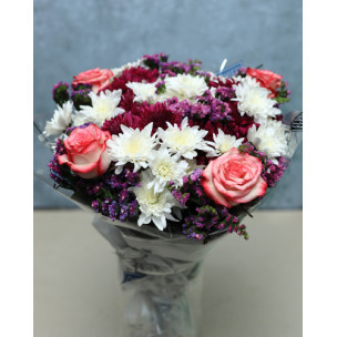 Majestic Hand-Tied