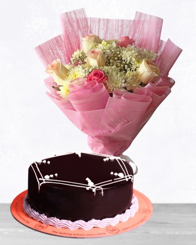 Indulgence Cake with Flowers