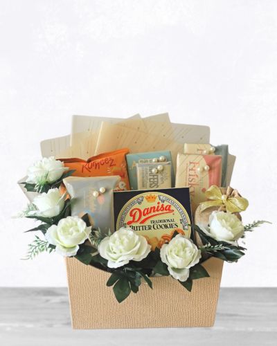 Premium Treats Gift Basket