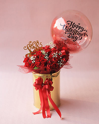 Valentine Gold Elegance Rose Bouquet
