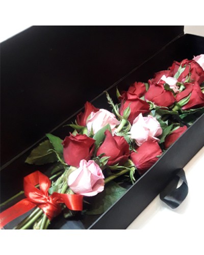 Box Of Red And Pink Roses