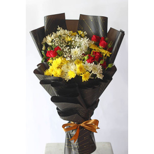 Rose Baby’s Breath Sunshine Bouquet with Passion