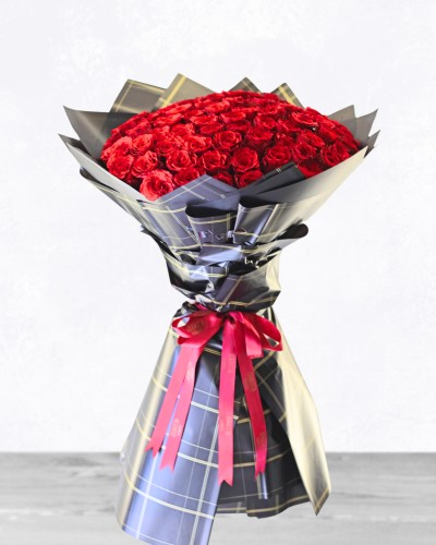 Elegant Red Rose Bouquet