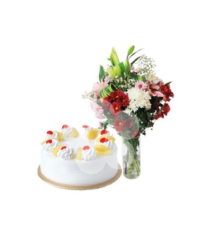 Pineapple Cake with Flowers
