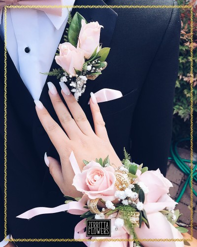 Handmade Fresh Pink Rose Corsage