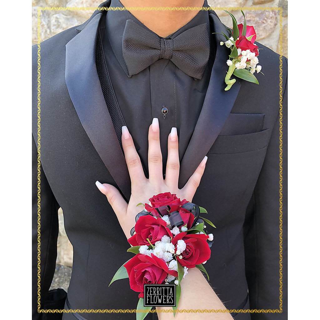 Fresh Rose and Baby’s Breath Corsage and Boutonniere