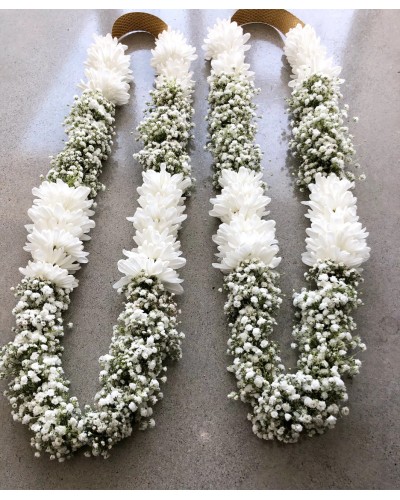 Baby’s Breath and Chrysanthemums Flower Garlands